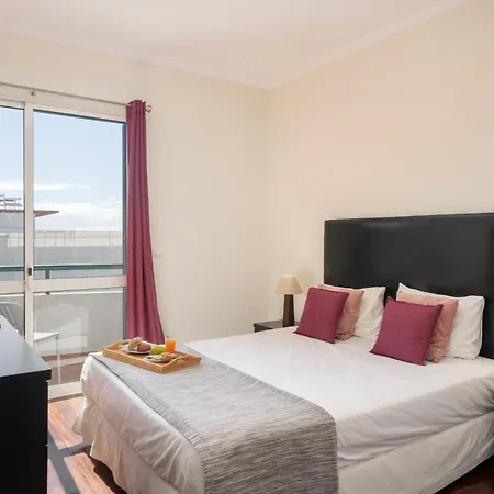 Golden Star Au By An Island